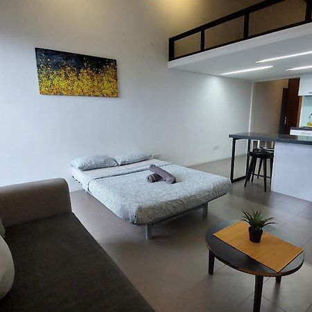 Kl Sentral Loft , Est Bangsar #2, Lrt Lägenhet Kuala Lumpur Exteriör bild